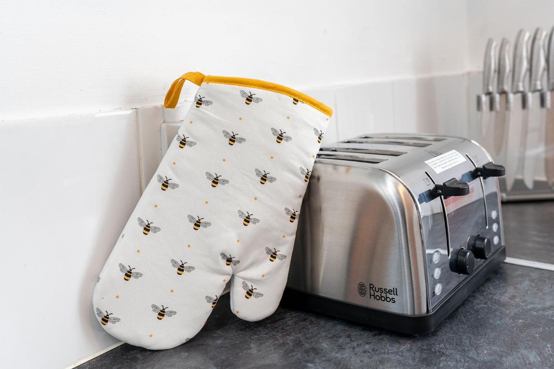 Cosy 3 Bed House Contractor & Leisure Sheffield